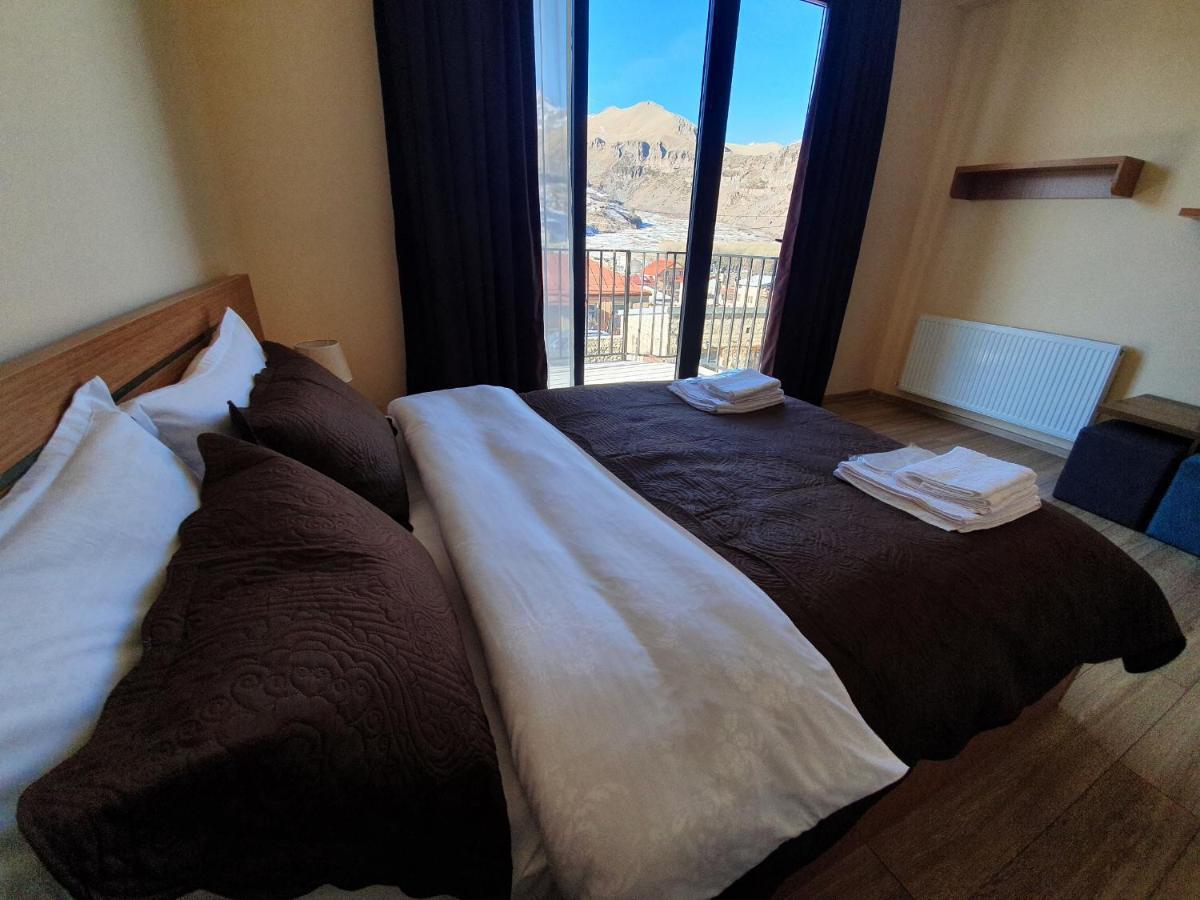 Hotel Horizon Kazbegi エクステリア 写真