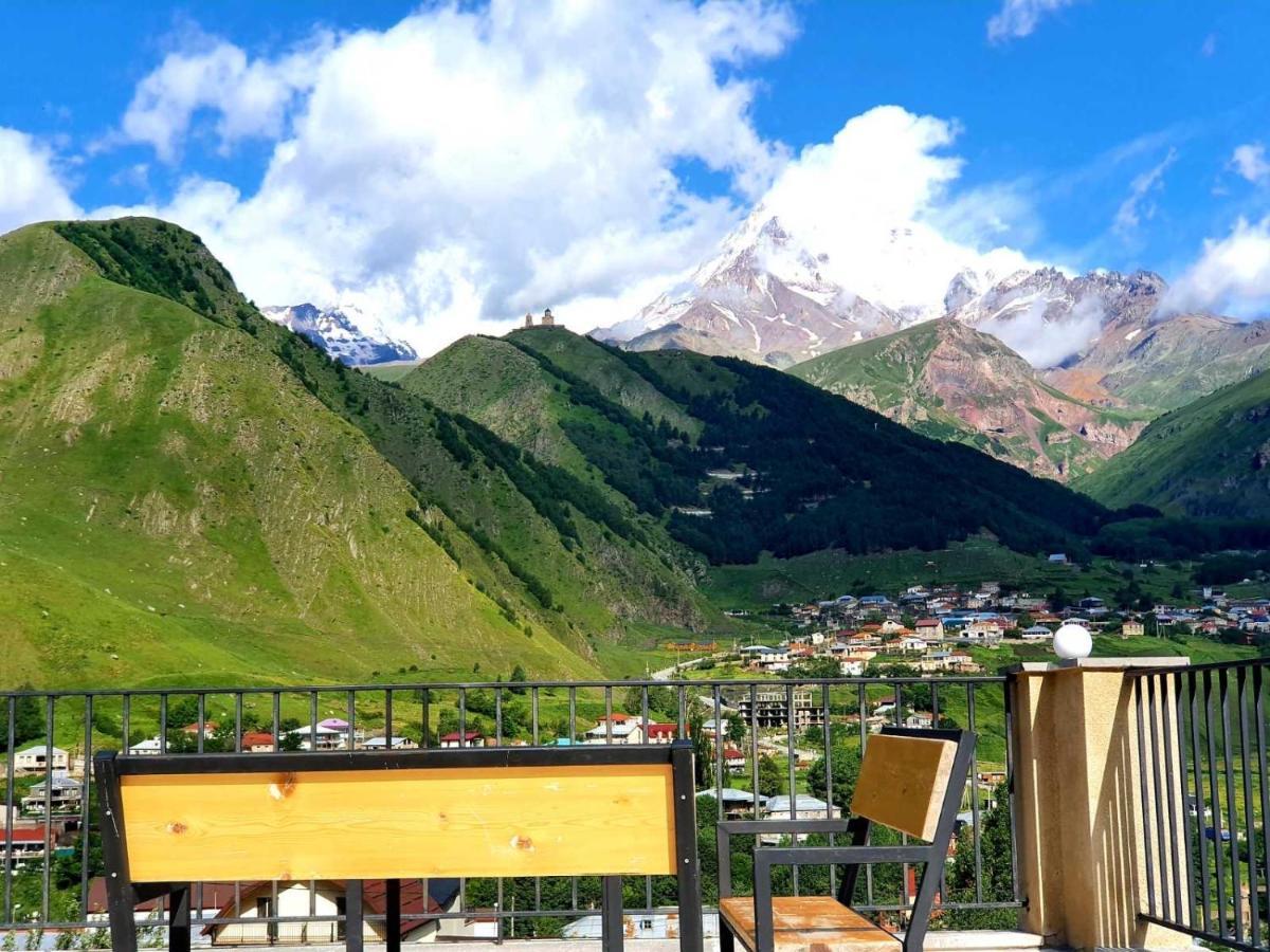 Hotel Horizon Kazbegi エクステリア 写真