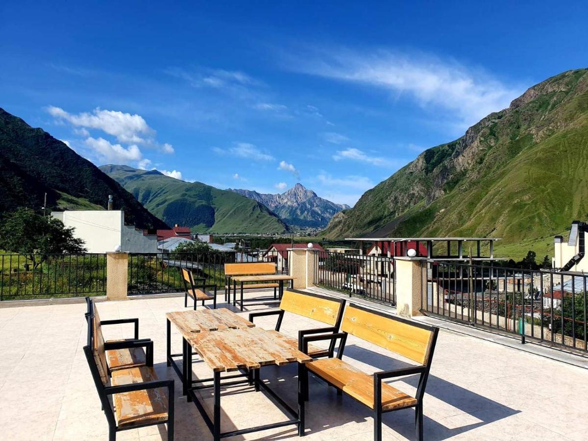 Hotel Horizon Kazbegi エクステリア 写真
