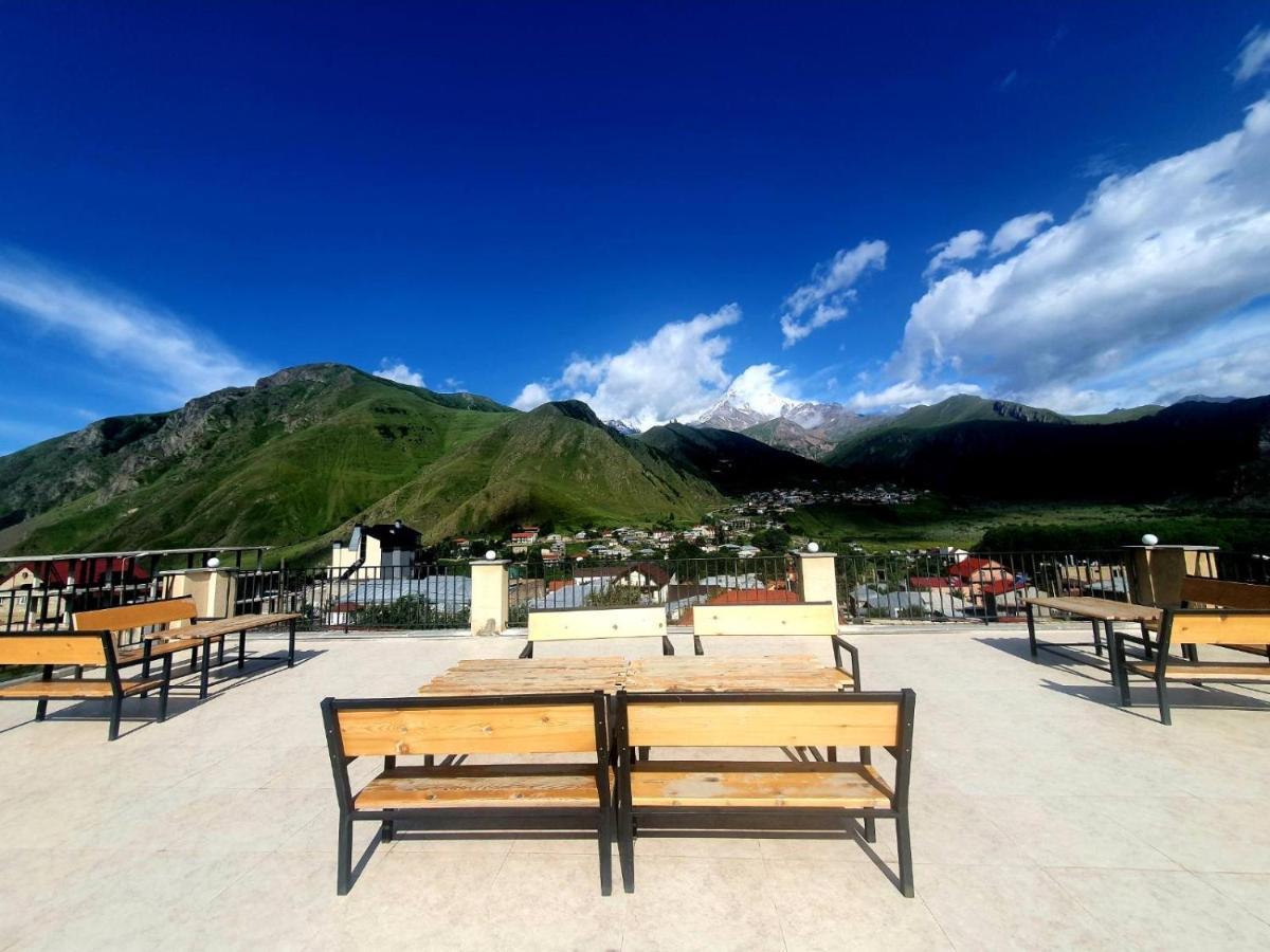 Hotel Horizon Kazbegi エクステリア 写真
