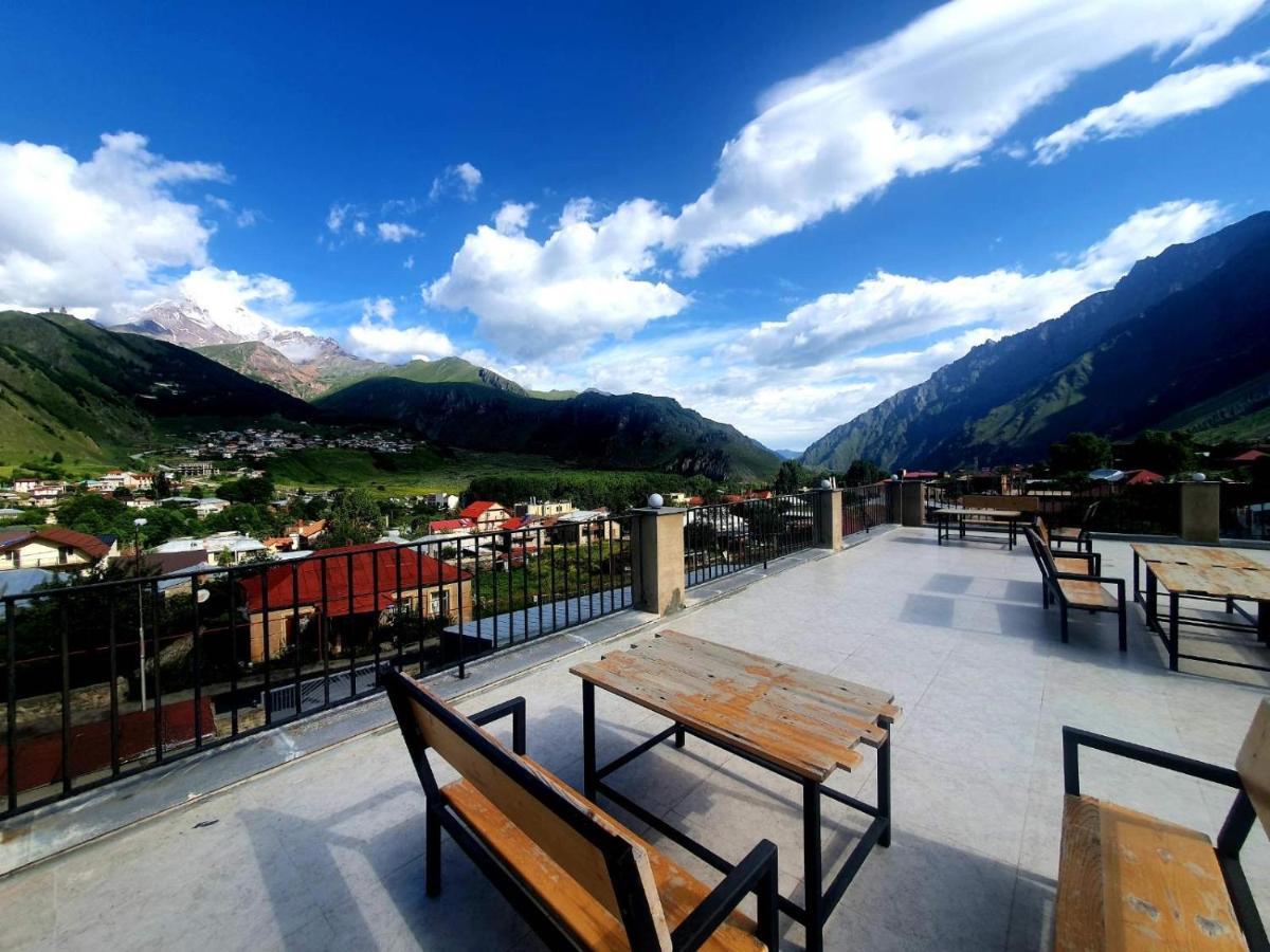 Hotel Horizon Kazbegi エクステリア 写真